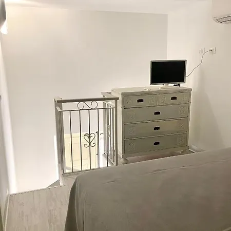 Affittacamere Palazzo Framì *