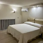 Palazzo Frami ゲストハウス アチレアーレ