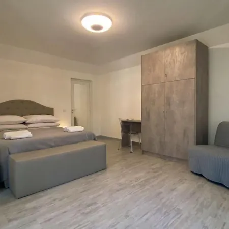 Pensión Palazzo Frami 4*